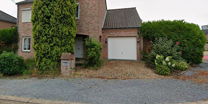 Maison 4 pièces à Nieuwstraat, Zutendaal, à vendre