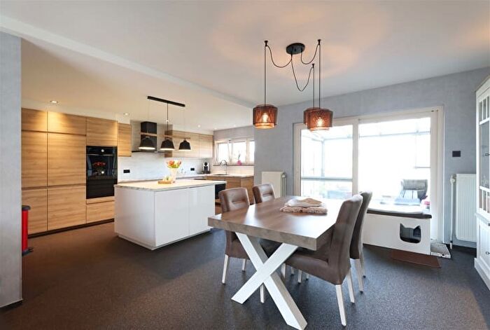 Bergbeemdenstraat, HOUTHALEN : Maison 2 pièces à vendre
