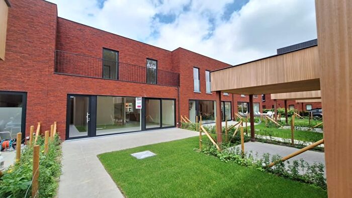 Maison 12 pièces à vendre à Aquastraat, Ieper