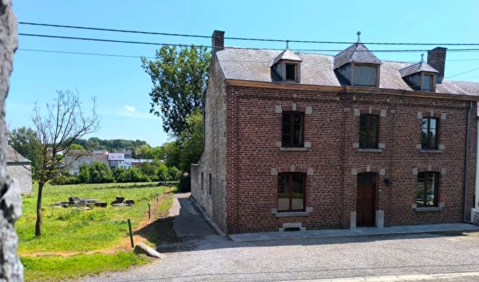 Maison 4 pièces à vendre à Rue De L'église, Mettet