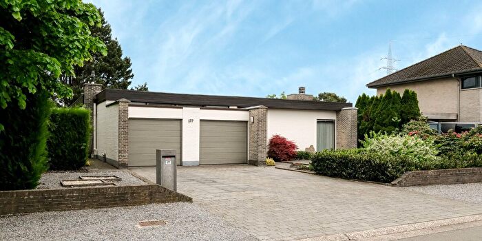 Maison 4 pièces à Einde, Lommel, à vendre