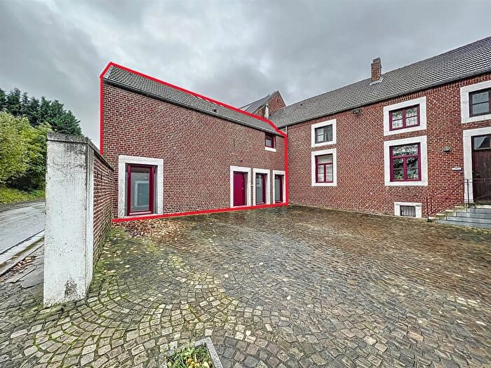 La Niestrée, B : Maison 2 pièces à louer