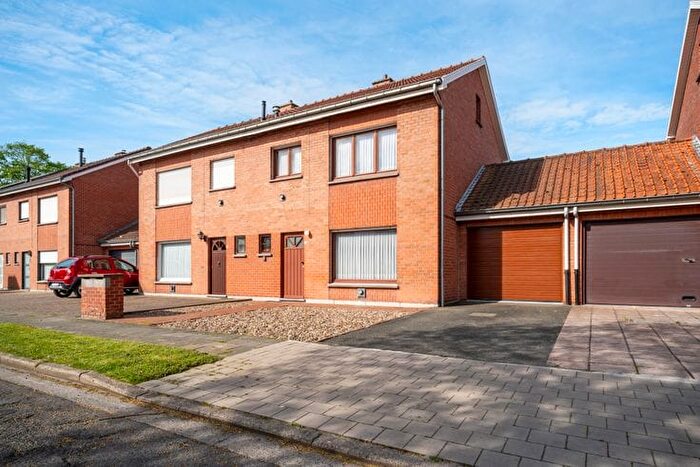 Maison 4 pièces à vendre - Steurenambachtstraat, Bissegem