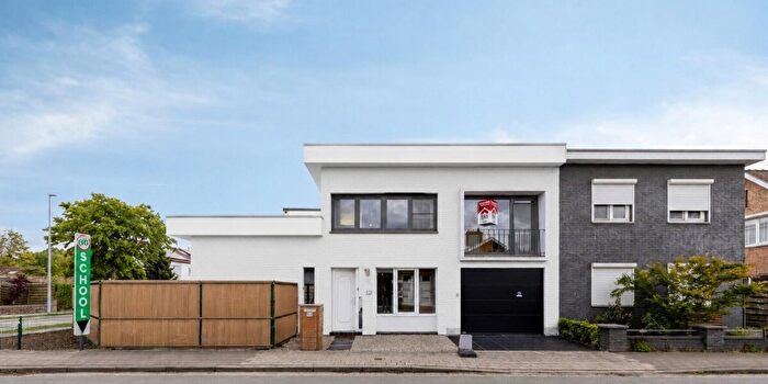 Maison 3 pièces à vendre à Baron de Serretstraat, SintMichiels