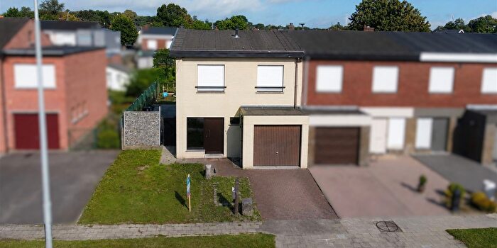Maison 3 pièces à Kollegelaan, Harelbeke, à vendre