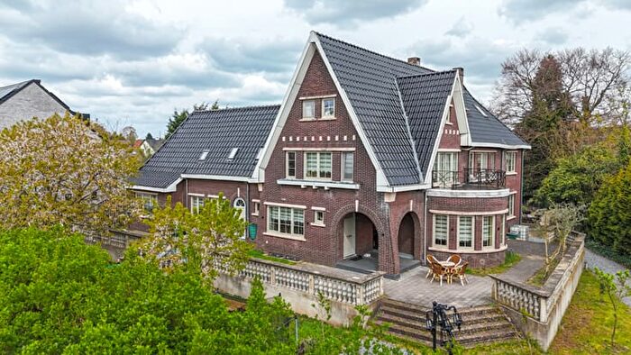 Maison 9 pièces à Koolmijnlaan, HouthalenHelchteren, à vendre