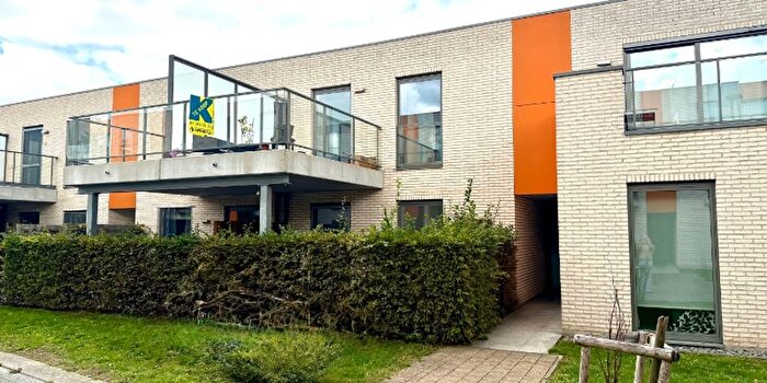 Appartement 2 pièces à Gebroeders Nachtergaelestraat, Deinze, à vendre