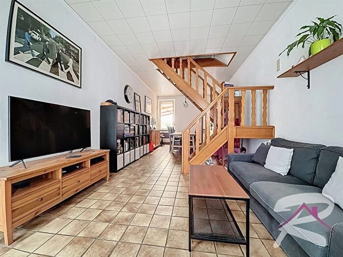 Maison 4 pièces à vendre à Rue de la Fontaine, FLémallegrande