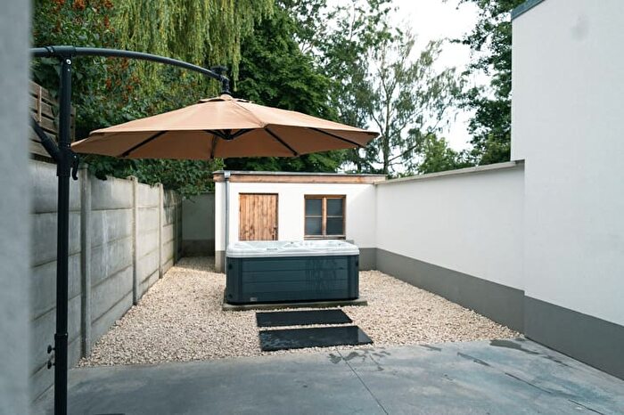 Avenue Du Tir, Mons - Maison 3 pièces à vendre