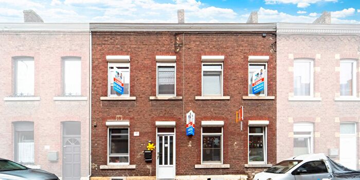 Maison 5 pièces à vendre à Rue Burnonville, JemeppesurMeuse