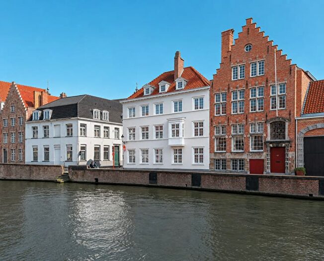 Spinolarei, Bruges : Maison 7 pièces à vendre