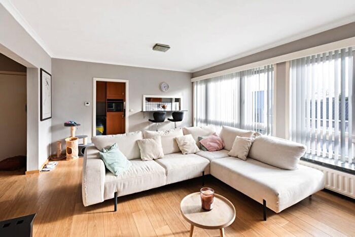 Appartement 3 pièces à vendre à Dorpsstraat, Laarne