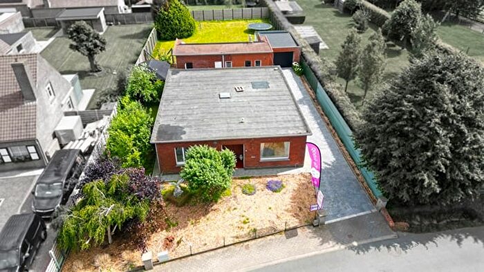 Maison 3 pièces à Bergenstraat, Oostkamp, à vendre