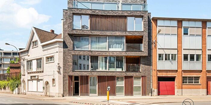 Appartement 8 pièces à vendre à OudeVestingsstraat, Kortrijk