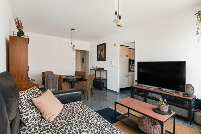 Appartement 11 pièces à vendre à Kruiningenstraat, Schoten