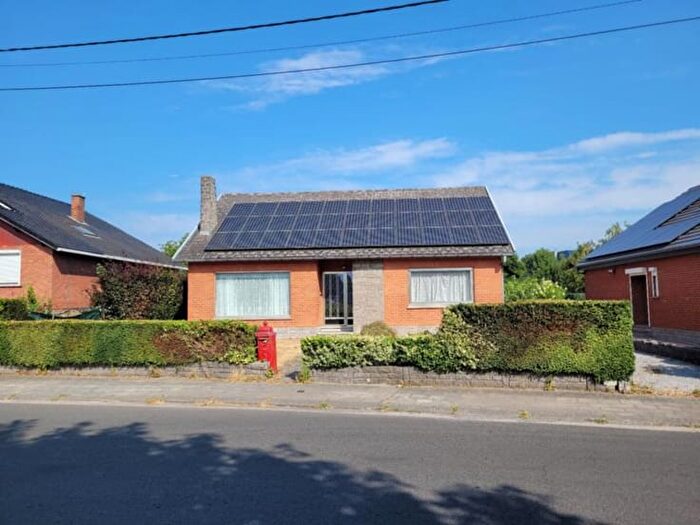 Maison 2 pièces à vendre - Rue de l'Indépendance, Strépybracquegnies