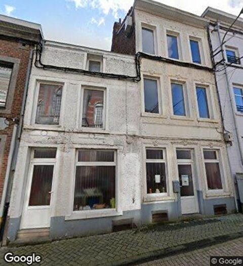 Maison 5 pièces à Place Ferrer, Fleurus, à vendre