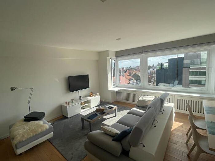Appartement 6 pièces à louer - Rogierlaan, B