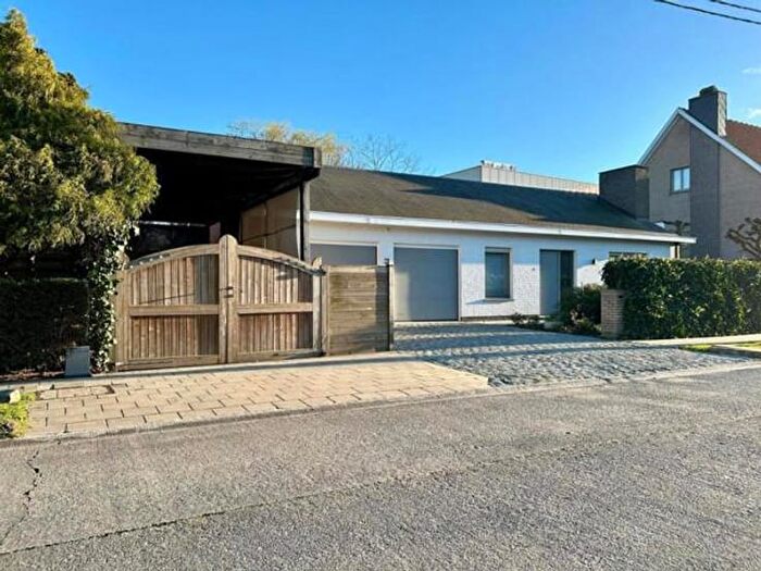 Maison 4 pièces à Koning Boudewijnlaan, Ledegem, à vendre