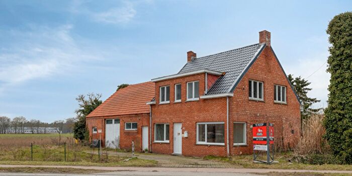 Grotesteenweg, Geel : Maison 3 pièces à vendre