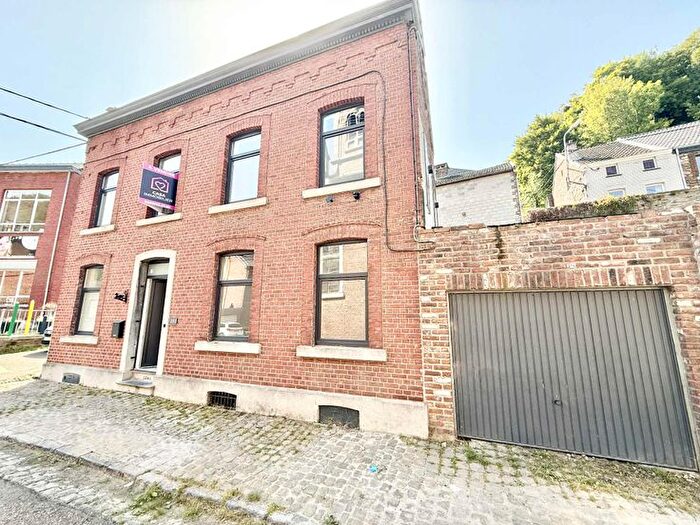 Rue NeuveVoie, Trooz : Maison 13 pièces à vendre