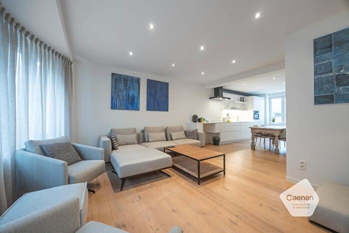 Appartement 6 pièces à vendre à SintFranciscusstraat, Oostende