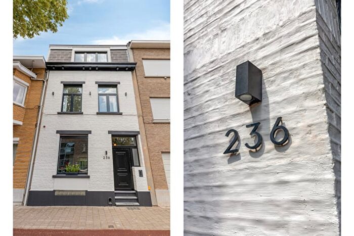 Kruishofstraat, Wilrijk : Maison 4 pièces à vendre