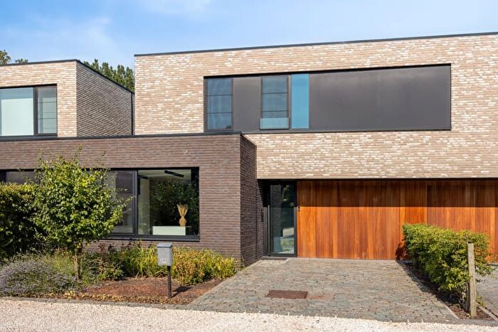 Naamsesteenweg, SintTruiden - Maison 13 pièces à vendre