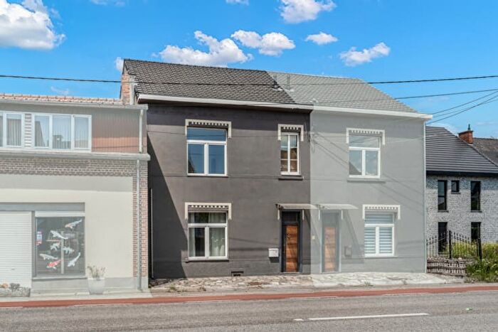 Maison 3 pièces à Maastrichtersteenweg, Riemst Vroenhoven, à vendre