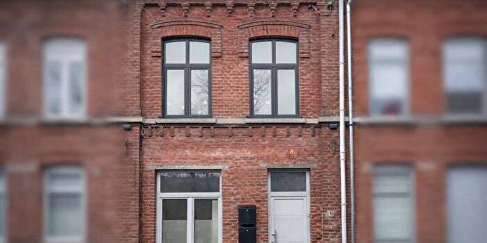 Appartement 5 pièces à avenue de jemappes, Mons, à vendre