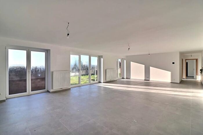 Appartement 3 pièces à vendre à Rue Emile Vandervelde, Pironchamps