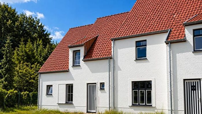 Maison 4 pièces à Jan Breidelstraat, Oostkamp, à vendre