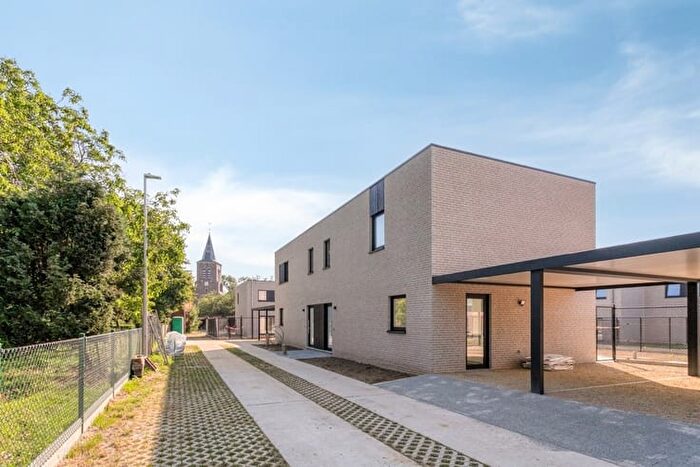 Hertog Van Brabantstraat, VINKT - Maison 3 pièces à louer