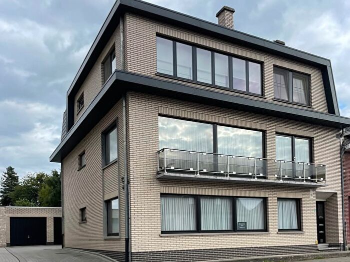 Gasthuisstraat, Roosdaal : Appartement 3 pièces à louer
