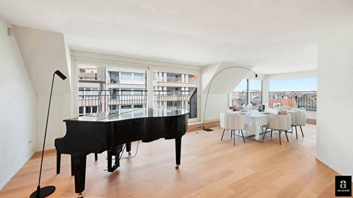 Appartement 3 pièces à vendre à Zeerobbenlaan, KnokkeHeist