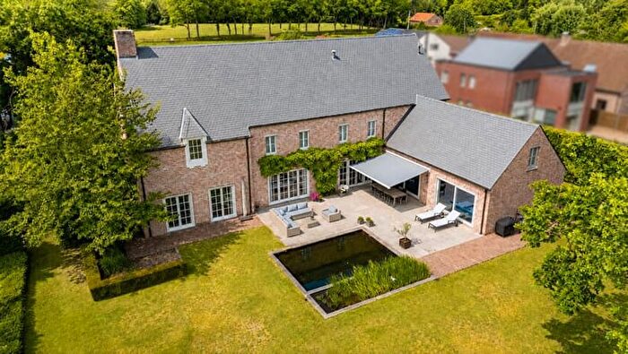 Maison 4 pièces à Ossemeer, Geel, à vendre