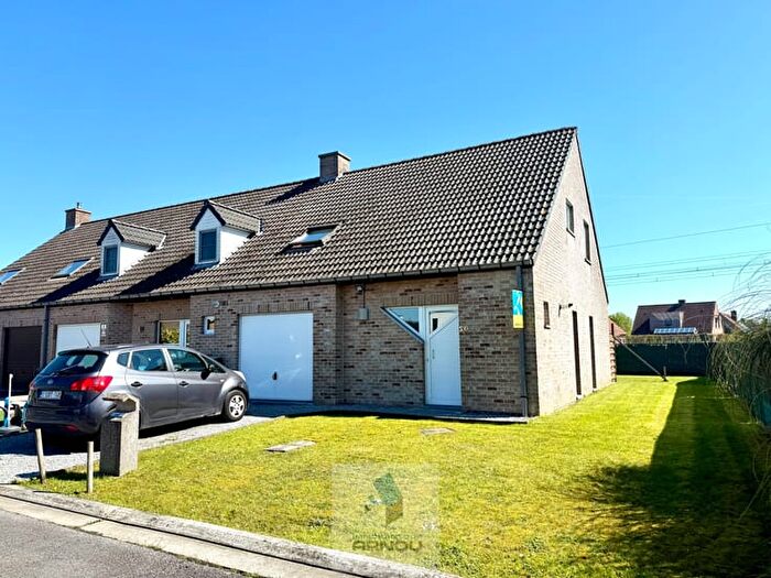 Maison 12 pièces à vendre à Vrouwenstraat, Astene