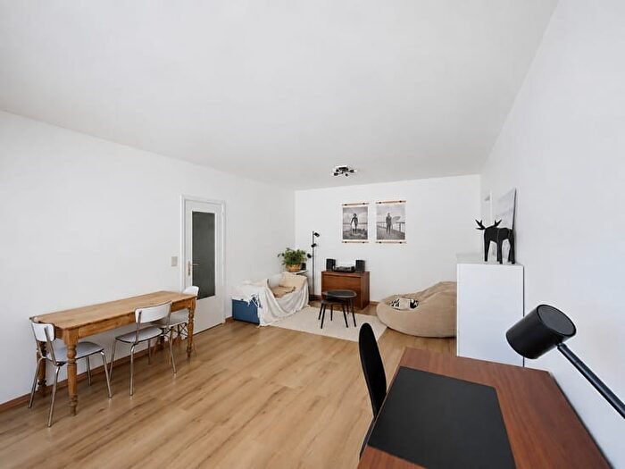 Appartement 1 pièce à Rue Godefroid, Namur, à louer