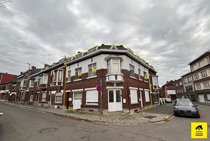 Maison 5 pièces à vendre à Rue Spinois, Charleroi MontigniessurSambre