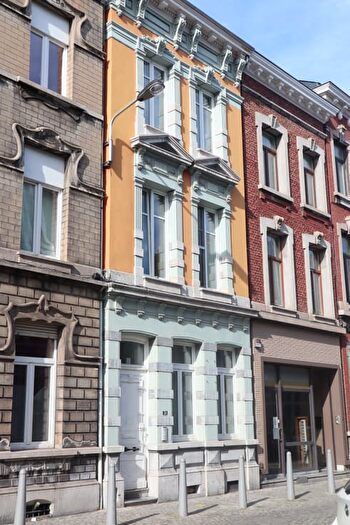 Appartement 3 pièces à louer à Rue De L'état Tiers, Liège