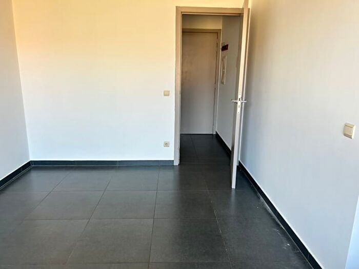 Eethuisstraat, Merksemschoten : Appartement 1 pièce à louer