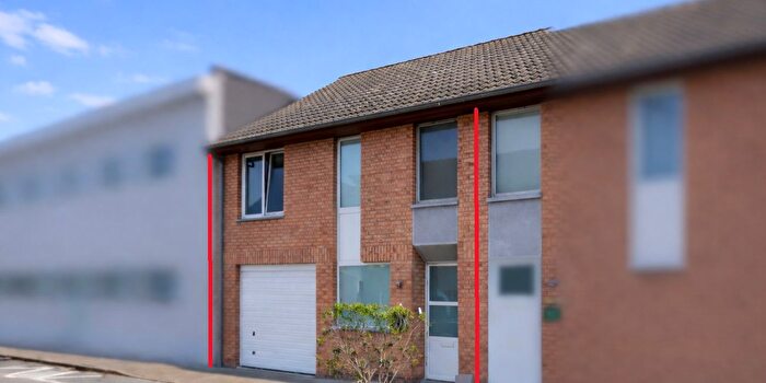 Maison 4 pièces à Koningsstraat, Roeselare, à vendre