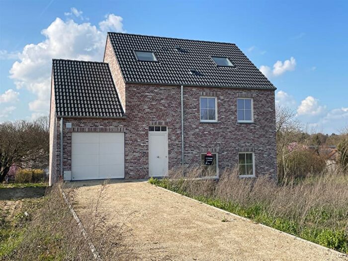 Maison 4 pièces à Chaussée de la Petite Campagnette lot, ORPLEGRAND, à vendre
