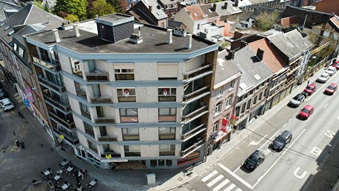 Place Saint Germain, Huy : Appartement 2 pièces à vendre