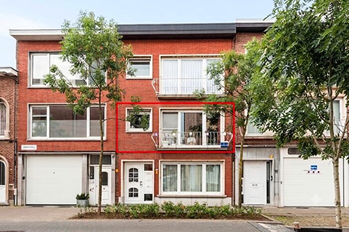 Baron Leroystraat, Deurne : Appartement 2 pièces à vendre
