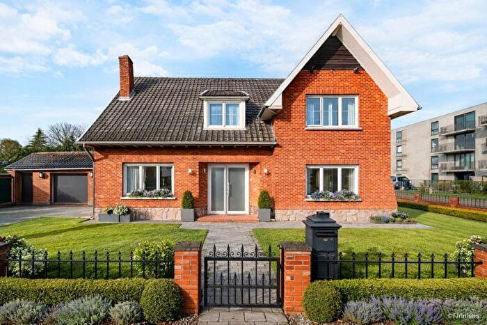 Caimolaan, Leopoldsburg : Maison 10 pièces à vendre