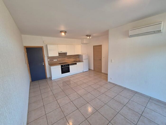 Rue Du Bois Du Four a, D : Appartement 1 pièce à louer