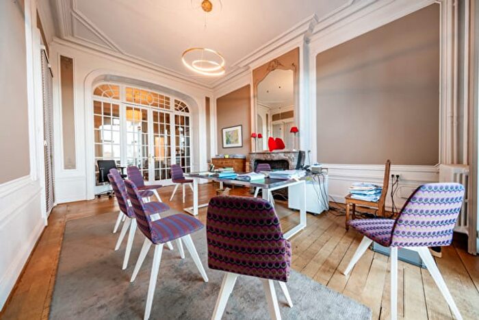 Maison 7 pièces à Rue du palais, Verviers, à vendre