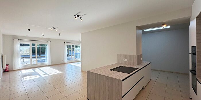 Appartement 2 pièces à louer - Eeuwfeestwal, Tongeren