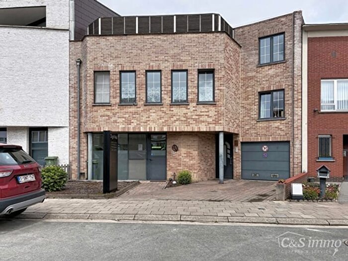 Maison 5 pièces à vendre à Manebruggestraat, Antwerpen Deurne
